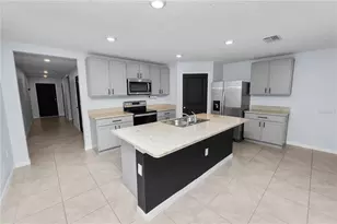 3707 Capri Coast Dr, Plant City, FL 33565 - Photo 7