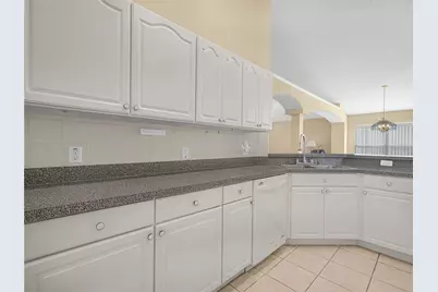 2235 Hunters Greene Drive, Lakeland, FL 33810 - Photo 9