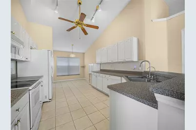 2235 Hunters Greene Drive, Lakeland, FL 33810 - Photo 7