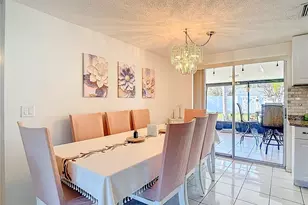 19014 Sunlake Blvd, Lutz, FL 33558 - Photo 13