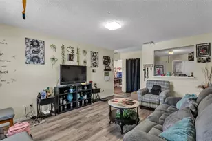 913 Charmil Ave, Lake Alfred, FL 33850 - Photo 3