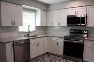 840 Susan Dr, Lakeland, FL 33803 - Photo 11