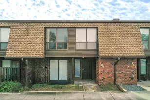 1836 N Crystal Lake Dr, Lakeland, FL 33801 - Photo 1