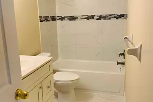 2480 Chestnut Woods Dr, Lakeland, FL 33815 - Photo 7