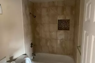 2482 Chestnut Woods Dr, Lakeland, FL 33815 - Photo 9