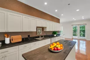 2702 Prestwick Dr, Lakeland, FL 33803 - Photo 21