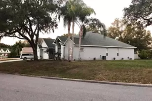 1070 Lake Deeson Woods Ln, Lakeland, FL 33805 - Photo 5