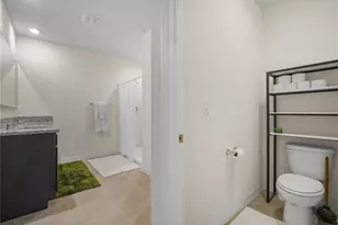 2805 Grandbury Grove Rd, Lakeland, FL 33811 - Photo 17