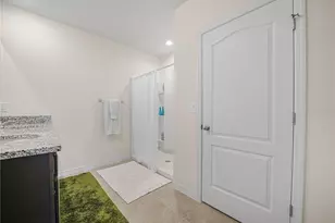 2805 Grandbury Grove Rd, Lakeland, FL 33811 - Photo 15