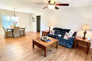 813 Cinnamon Dr E, Winter Haven, FL 33880 - Photo 3