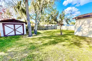 813 Cinnamon Dr E, Winter Haven, FL 33880 - Photo 15