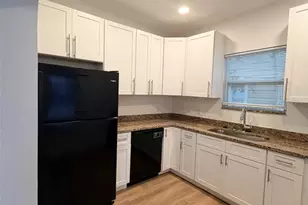 403 SE Ave J SE, Winter Haven, FL 33880 - Photo 9