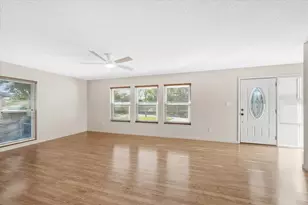 1930 Sylvester Ct, Lakeland, FL 33803 - Photo 5