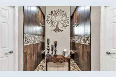 5560 Emerald Ridge Boulevard, Lakeland, FL 33813 - Photo 51