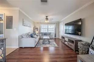 1920 E Edgewood Dr, Lakeland, FL 33803 - Photo 3