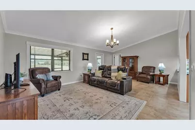 9326 Edison Road, Lithia, FL 33547 - Photo 5