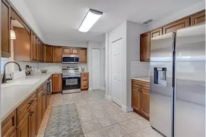 926 Meadowood Drive, Lakeland, FL 33809 - Photo 7