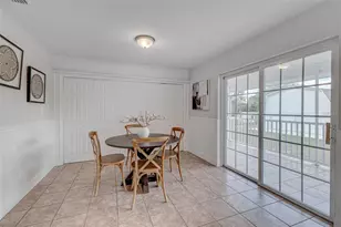 926 Meadowood Dr, Lakeland, FL 33809 - Photo 11