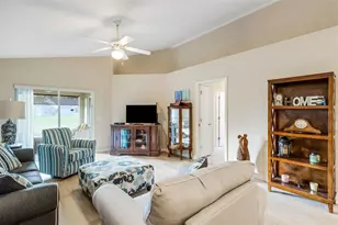 4183 Cobblestone Dr, Lakeland, FL 33813 - Photo 5