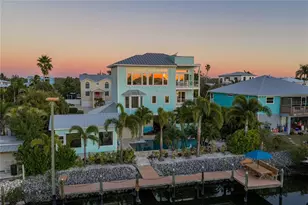 125 Burns Rd, Terra Ceia, FL 34250 - Photo 3