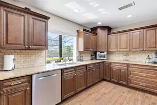 6318 Oak Square W, Lakeland, FL 33813 - Photo 9