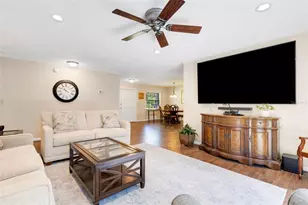 6318 Oak Square W, Lakeland, FL 33813 - Photo 7