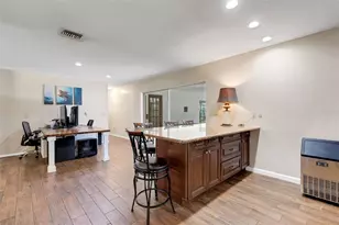 6318 Oak Square W, Lakeland, FL 33813 - Photo 11