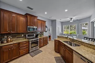 800 Osprey Landing Dr, Lakeland, FL 33813 - Photo 13