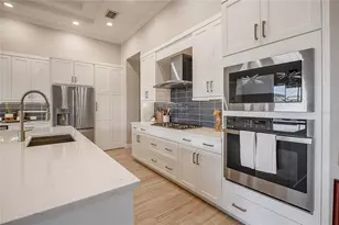 1957 Grasslands Blvd, Lakeland, FL 33803 - Photo 11