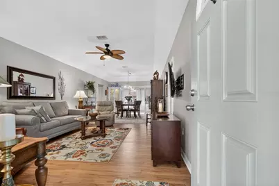 1915 Birchwood Loop, Lakeland, FL 33811 - Photo 5