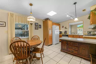 1730 Sherwood Hill Dr, Lakeland, FL 33810 - Photo 7