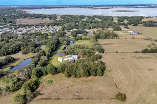 13 Bogey Dr, Winter Haven, FL 33881 - Photo 9