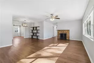 203 W Poinsettia St, Lakeland, FL 33803 - Photo 5