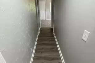 2910 E Emma St, Tampa, FL 33610 - Photo 11