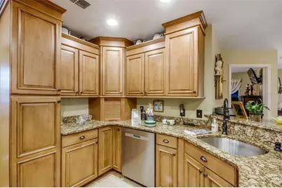 551 Grand Cayman Circle, Lakeland, FL 33803 - Photo 13