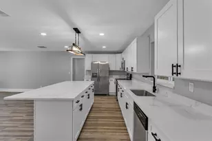 6117 Christina Dr E, Lakeland, FL 33813 - Photo 13