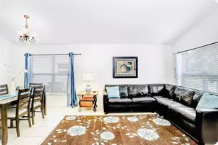 2605 Chatham Cir, Kissimmee, FL 34746 - Photo 3