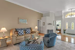 874 Stratford Dr, Lakeland, FL 33813 - Photo 9