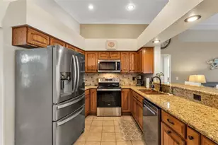 874 Stratford Dr, Lakeland, FL 33813 - Photo 13