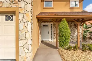 614 Mountain Lake Pl, Lakeland, FL 33813 - Photo 3