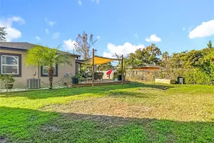 102 NE 9th St, Mulberry, FL 33860 - Photo 25