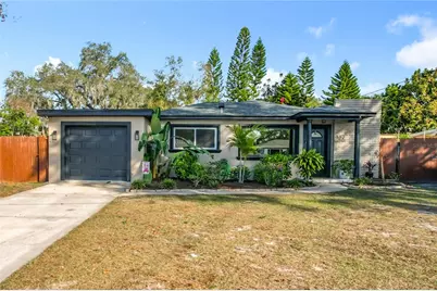 102 NE 9th Street, Mulberry, FL 33860 - Photo 1