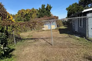 1049 Plateau Ave, Lakeland, FL 33815 - Photo 15