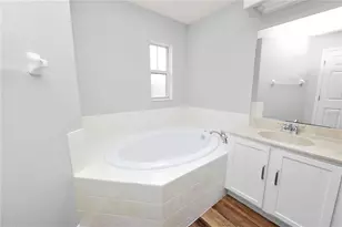 3901 Serenade Ln, Lakeland, FL 33811 - Photo 29