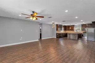 508 N St Cloud Ave, Valrico, FL 33594 - Photo 7