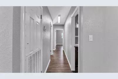 508 N Saint Cloud Avenue, Valrico, FL 33594 - Photo 23