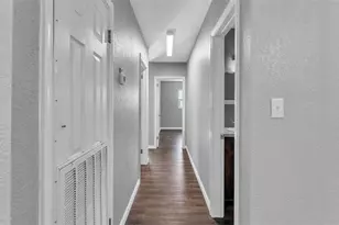 508 N St Cloud Ave, Valrico, FL 33594 - Photo 23