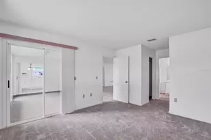 4938 Colonnades Cir E, Lakeland, FL 33811 - Photo 13