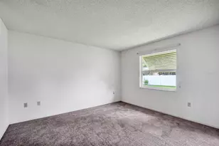 4938 Colonnades Cir E, Lakeland, FL 33811 - Photo 11