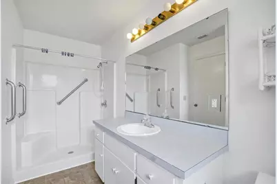 4938 Colonnades Circle E, Lakeland, FL 33811 - Photo 15